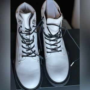 Coach larimer leather chalk/bone boots. NIB, pristine condition. Sz 7.5